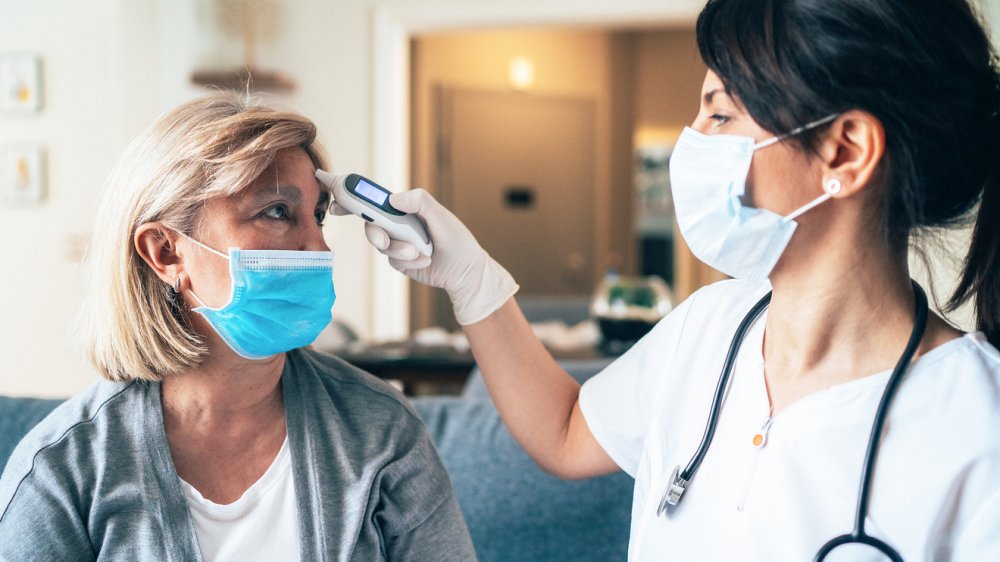 علاج ورعاية مرضى كورونا في المنزل فى عمان